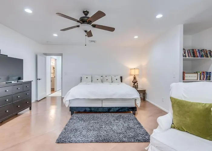 Pool And Hot Tub, 5 Bedroom 3 Ba, Midtown, Game Tucson