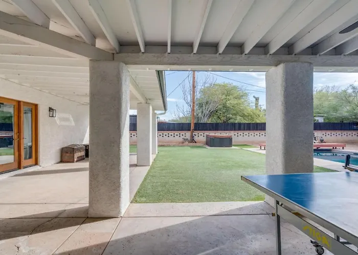 Pool And Hot Tub, 5 Bedroom 3 Ba, Midtown, Game Holiday home