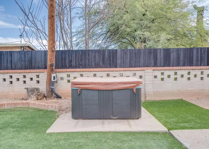 Pool And Hot Tub, 5 Bedroom 3 Ba, Midtown, Game Tucson